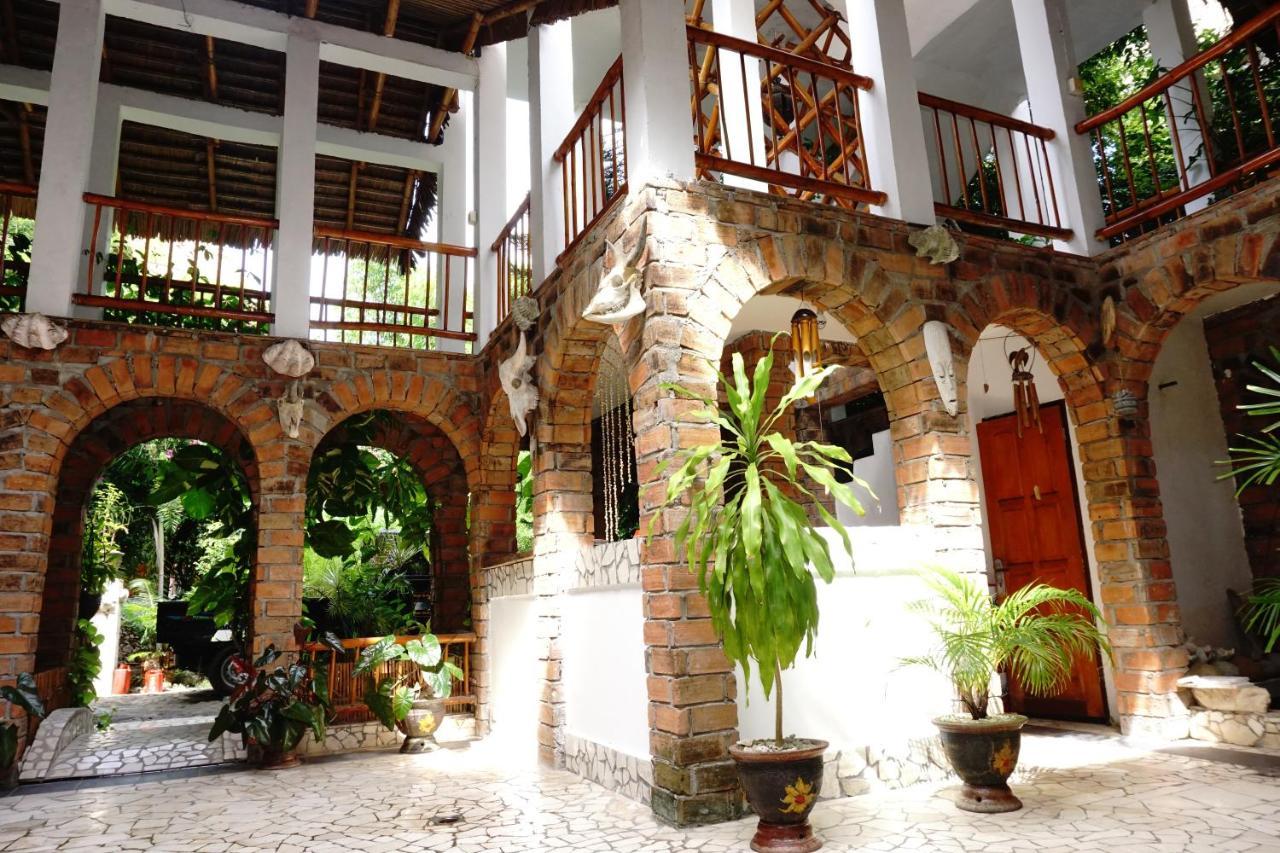 Mangga Lodge Bira Eksteriør billede